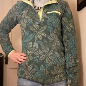 Small Columbia Benton green leaf sweater